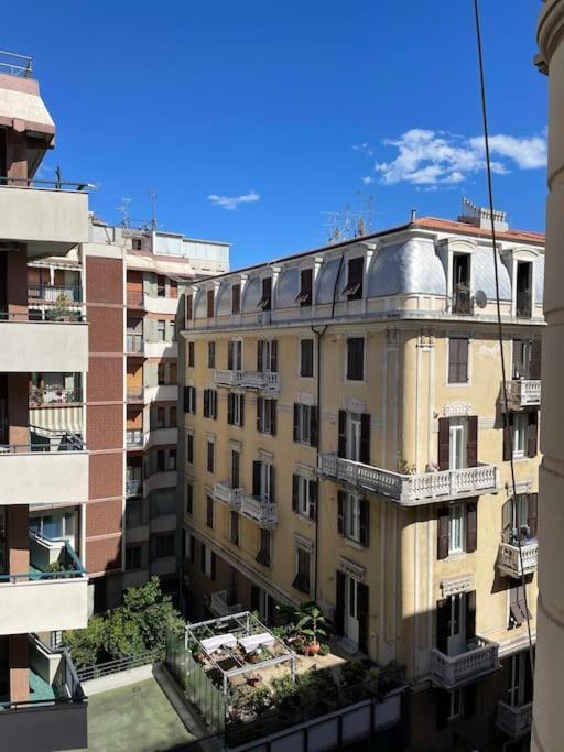 All'Otto Nel Cuore Della Citta Savona Dış mekan fotoğraf